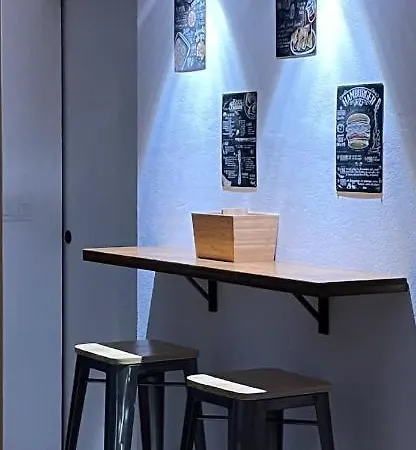 Sunset Apartment *